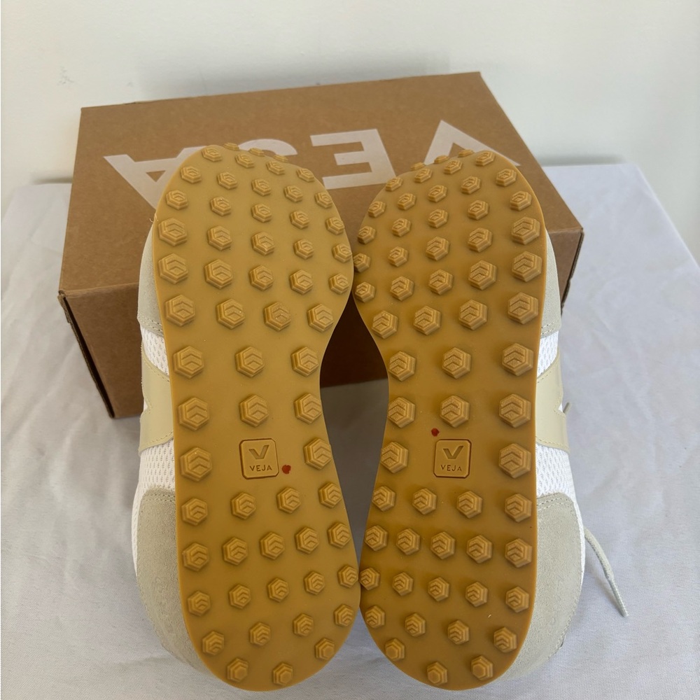 Veja Rio Branco Alveomesh Size 8 Eu 39 White Pierre Natural Womens Sneakers NWB - Picture 8 of 11